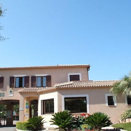Mobile home 6-pers Camping Leï Suves-Côtes d'Azur-including airco Roquebrune-sur Argens Extérieur photo