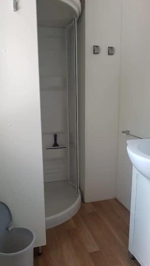 Mobile home 6-pers Camping Leï Suves-Côtes d'Azur-including airco Roquebrune-sur Argens Extérieur photo